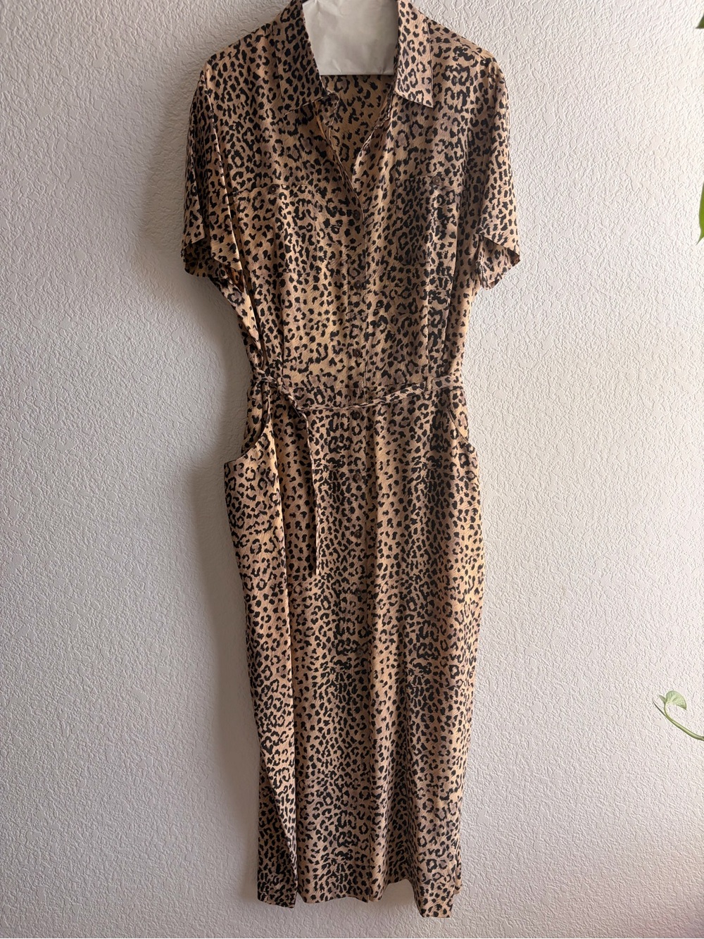 80’s 100% Silk Leopard Print Dress - Size 16